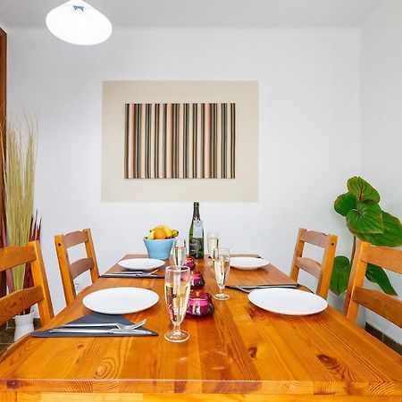 Punta Mujeres Casa Lili - Shared Pool - Close To Seafront Promenade - Sea Views From Upper Terrace מראה חיצוני תמונה