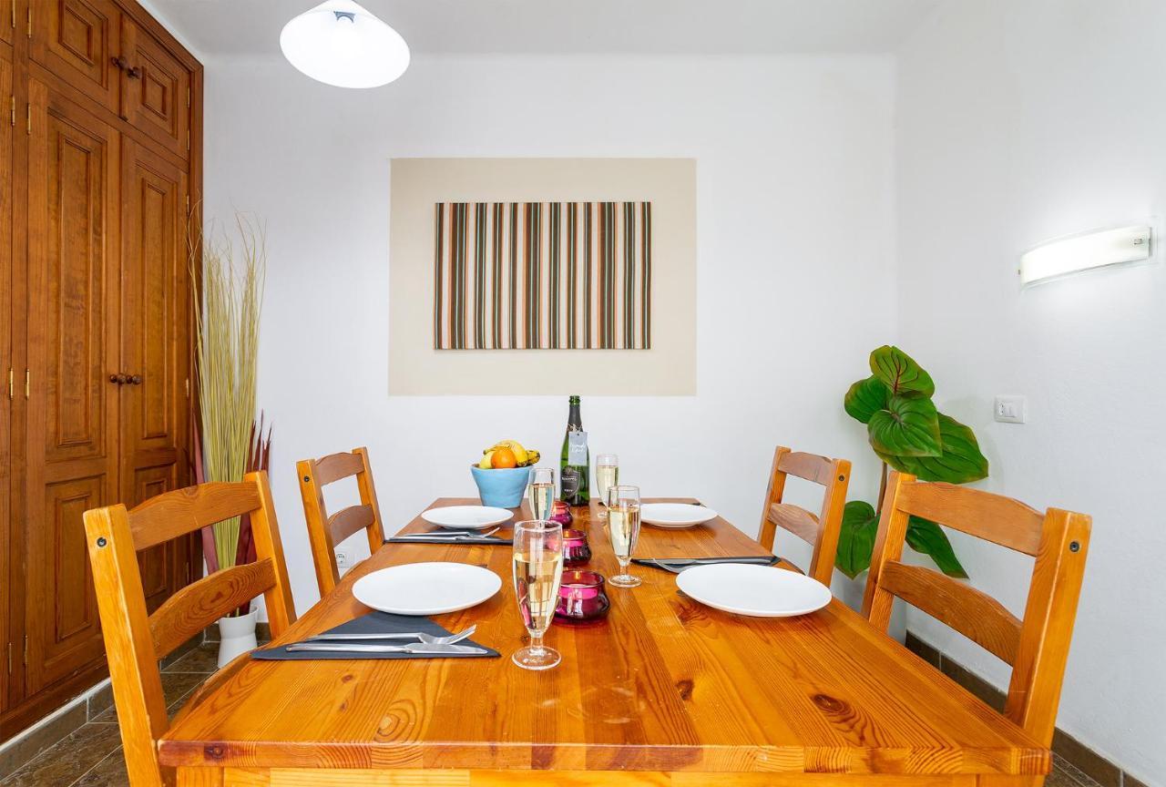 Punta Mujeres Casa Lili - Shared Pool - Close To Seafront Promenade - Sea Views From Upper Terrace מראה חיצוני תמונה